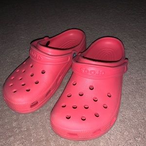 CORAL CROCS